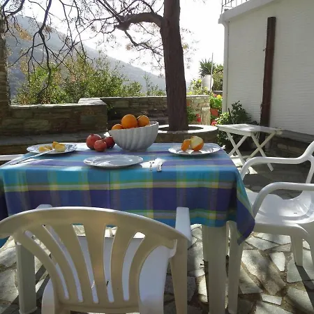 Villa Old Stone Andros Palaiópolis